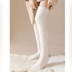🆕 Fleece Over The Knee Socks